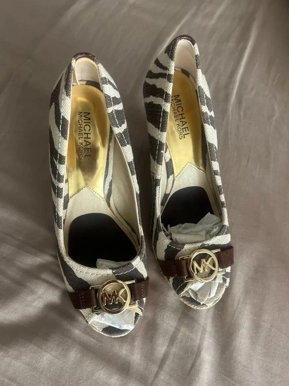 Michael Kors Cheetah Printed Shoes 6.5